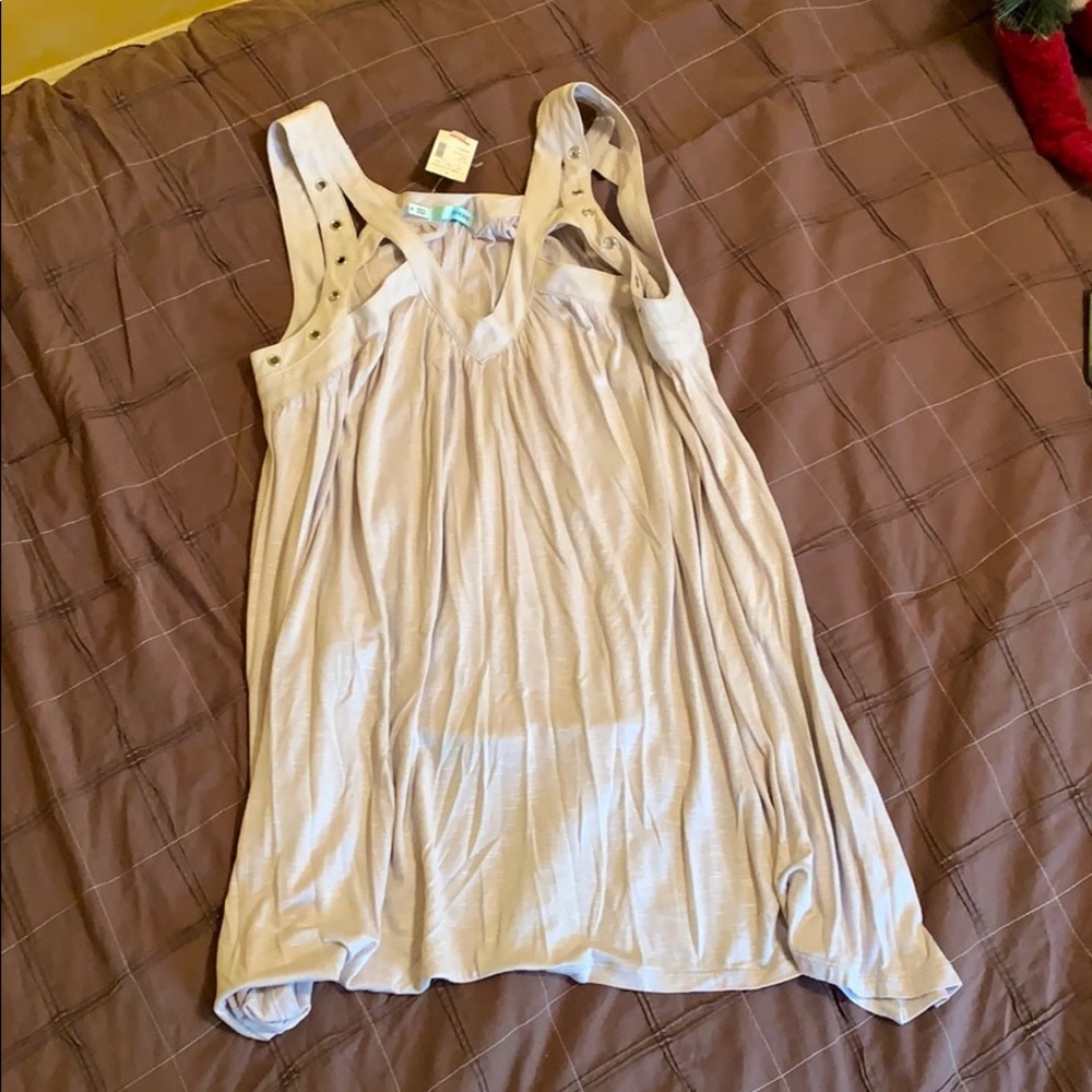 Tank top shirt